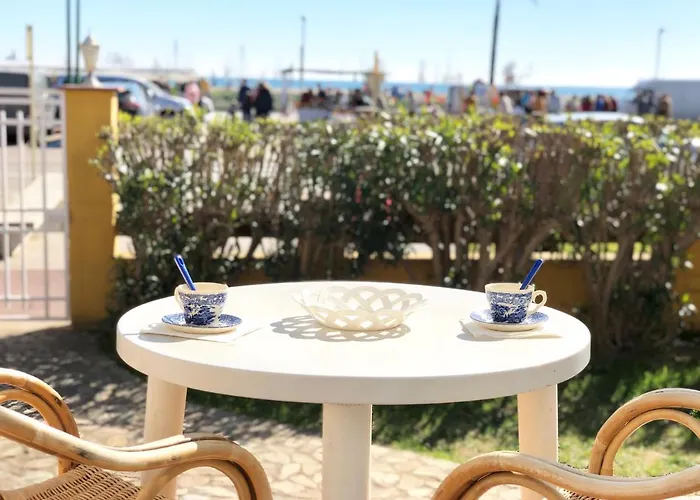 Apartament Amb Jardi A La Platja D\'Empuriabrava